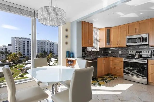 5 of 46 - 1010 S Ocean Boulevard #602, Pompano Beach, FL