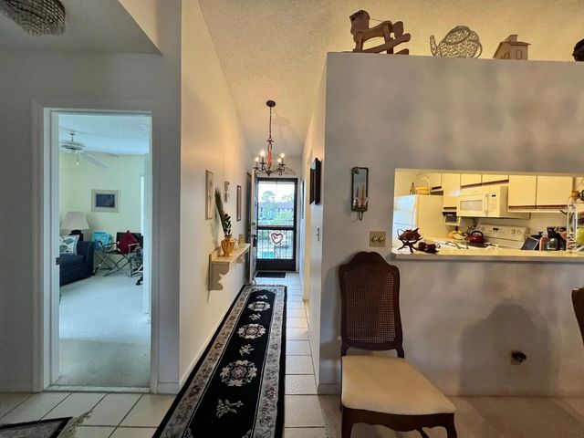 5 of 31 - 4682 Lucerne Lakes Boulevard #206, Lake Worth, FL