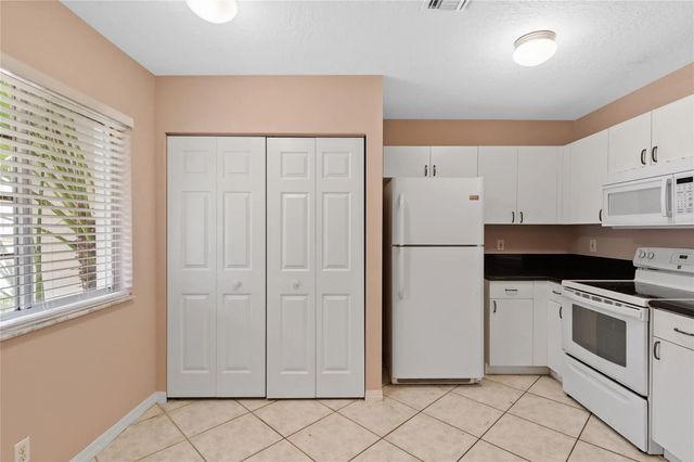 4 of 26 - 1186 Sw 44th Avenue #1186, Deerfield Beach, FL