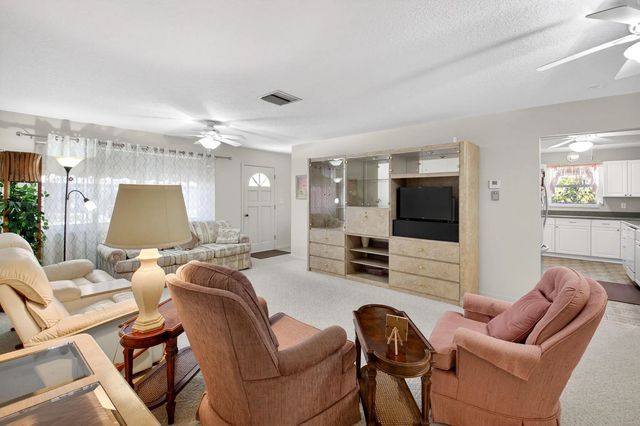 5 of 25 - 700 Canal Way, Boynton Beach, FL