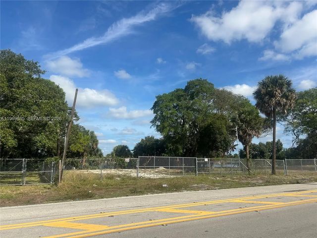 2 of 2 - 2541 Sw 36th Street, Dania Beach, FL