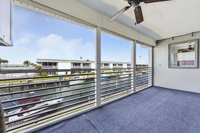 3 of 23 - 117 Lehane Terrace #205, North Palm Beach, FL