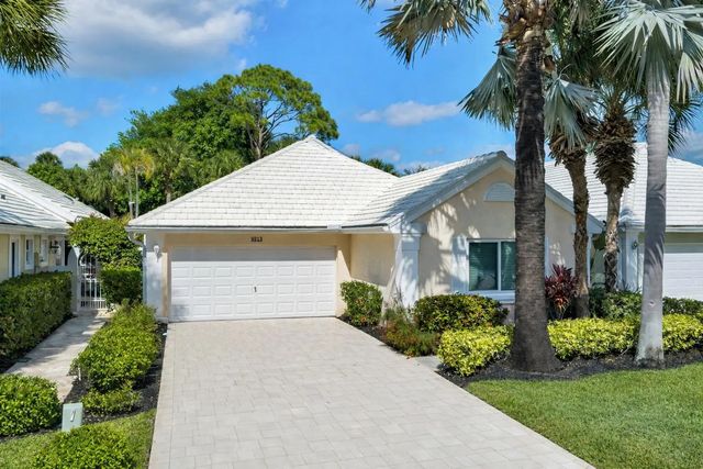 9213 Heathridge Drive, West Palm Beach