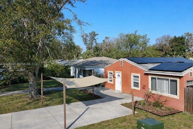 2 of 44 - 5613 N 19th Avenue S, , FL