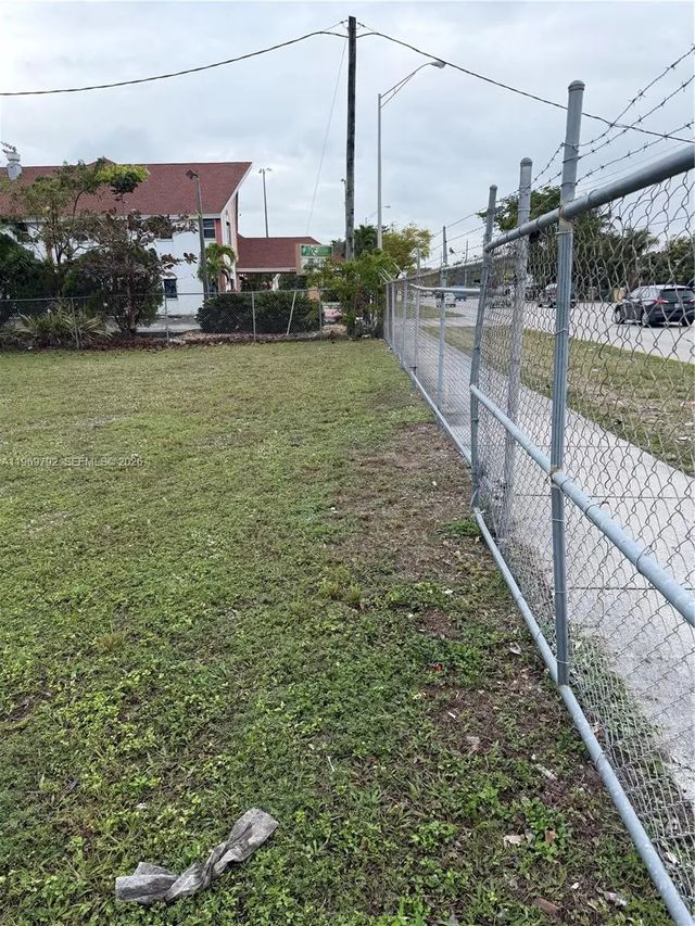 5 of 5 - 752 Opa Locka Boulevard, Miami, FL
