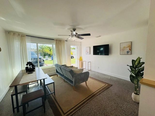 5 of 20 - 2711 Ne 11th Terrace, Pompano Beach, FL