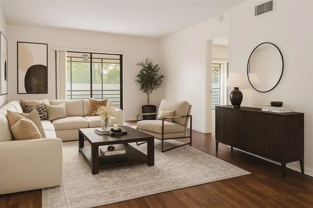 3351 Nw 85 Avenue #315, Coral Springs