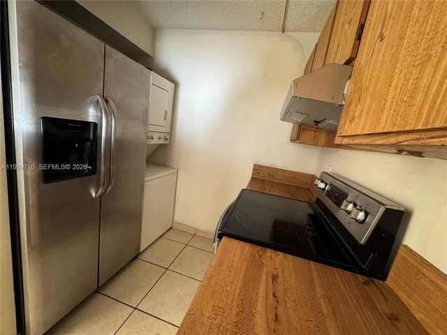 2 of 11 - 1024 Twin Lakes Drive #21-f, Coral Springs, FL