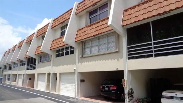 5555 N Ocean Boulevard #45, Lauderdale-By-The-Sea