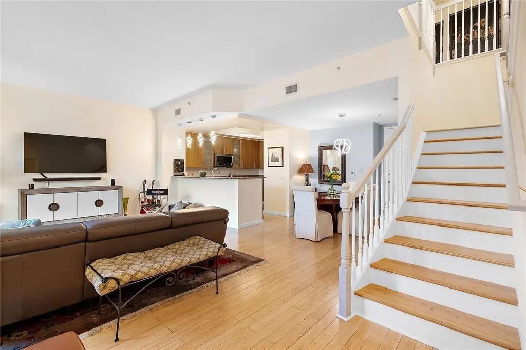 2633 Ne 14th Avenue #112, Wilton Manors