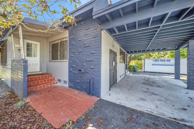 890 Ne 138th Street, North Miami