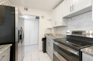 Photo of Listing #F10554328