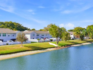 Photo of Listing #R11165824