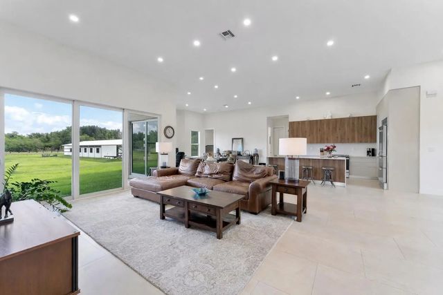 2 of 39 - 19921 Skyhawk Lane, The Acreage, FL