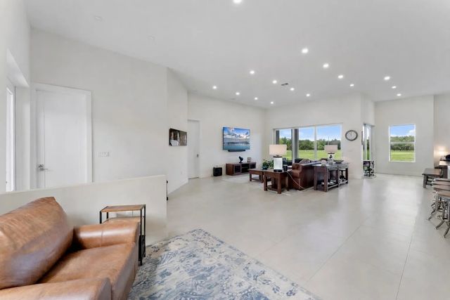 3 of 39 - 19921 Skyhawk Lane, The Acreage, FL