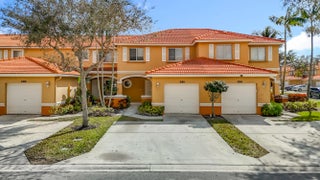 Photo of Listing #R11165846