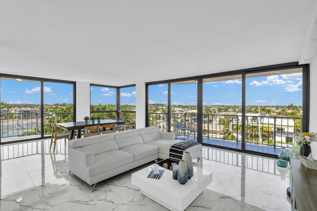 899 Jeffery Street #6020, Boca Raton