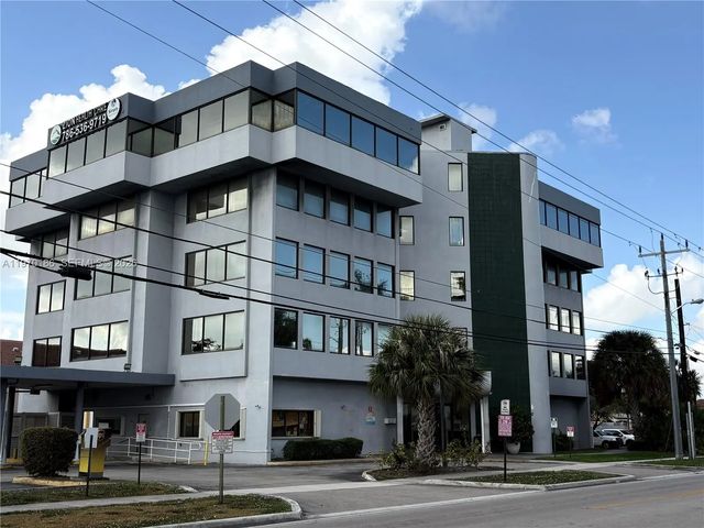 2 of 12 - 2100 W 76th Street #206, Hialeah, FL