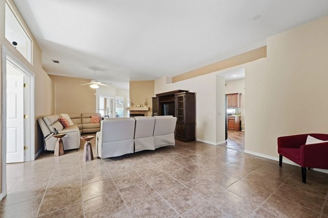 5 of 47 - 640 Nw Venetto Court, Port St. Lucie, FL