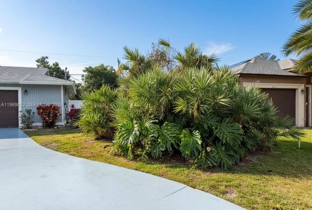 2 of 16 - 1450 Sw Cellini Avenue, Port St. Lucie, FL
