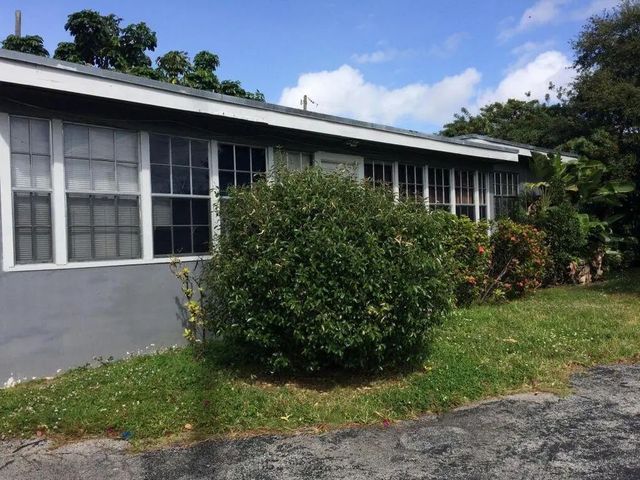 1351 Ne 159th Street, North Miami Beach