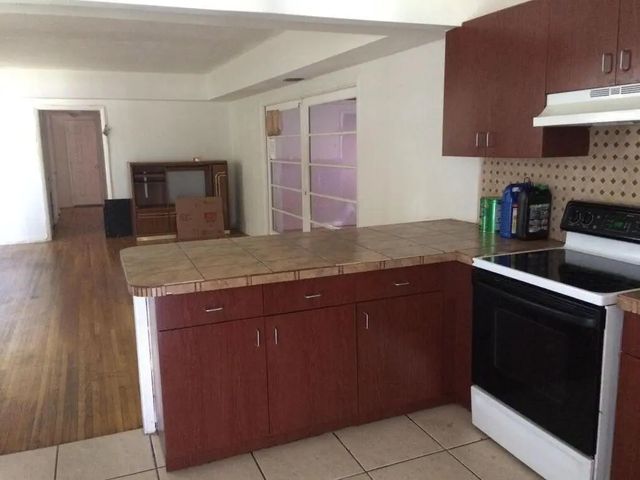 4 of 7 - 1351 Ne 159th Street, North Miami Beach, FL