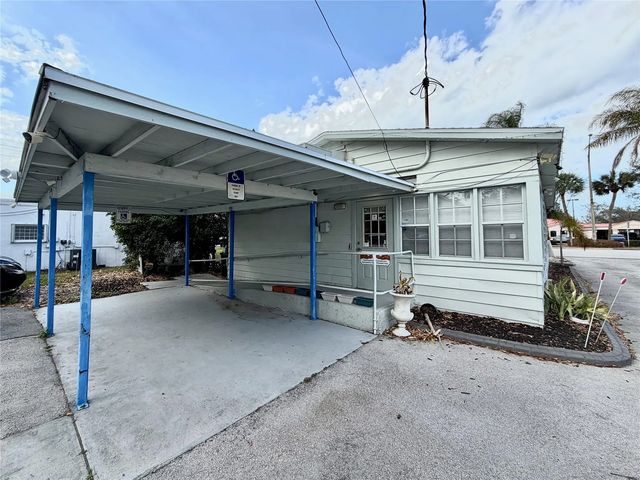 3 of 13 - 1925 20th Street, Vero Beach, FL