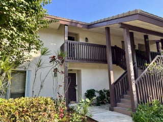 Photo of Listing #R11165946