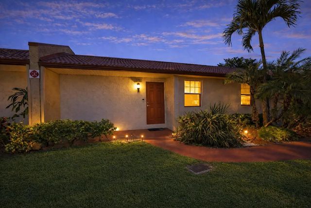 105 Lake Irene Drive, West Palm Beach