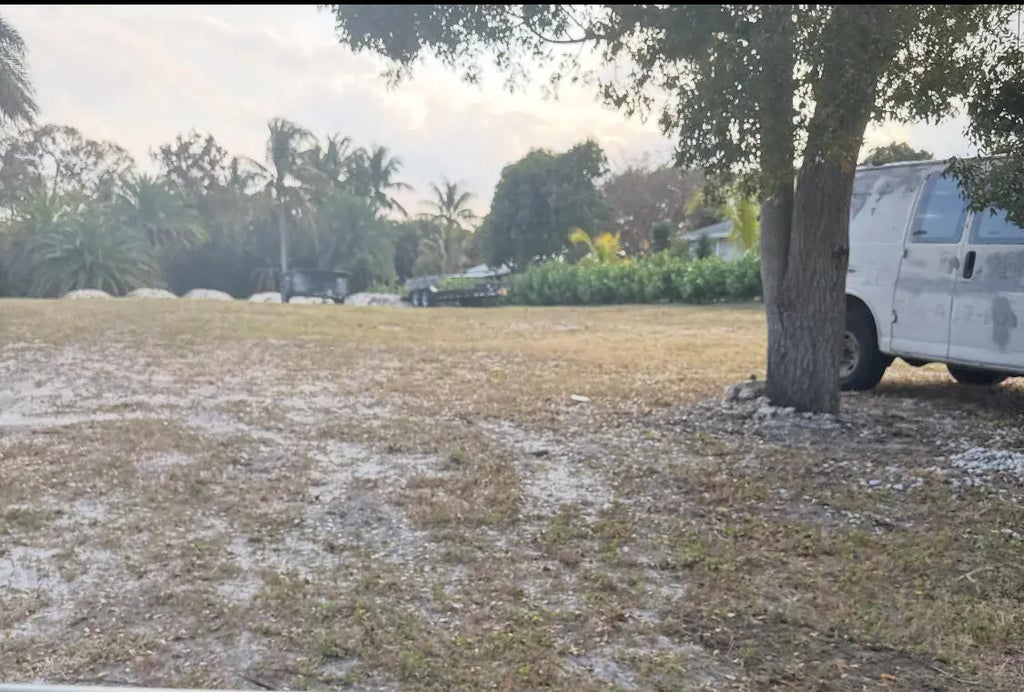 2886 Northside Drive, Lantana