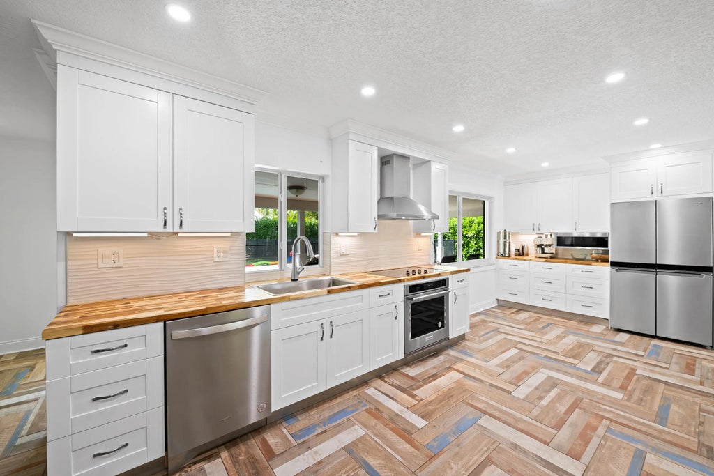 3333 Nw 26th Court, Boca Raton