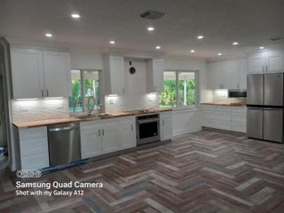 Photo of Listing #R11165967