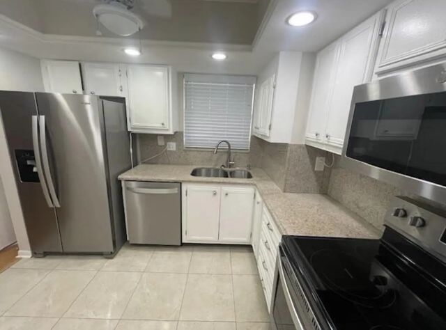 3 of 5 - 705 Lori Dr Drive #216, Palm Springs, FL