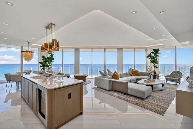 525 N Fort Lauderdale Beach Boulevard #901, Fort Lauderdale