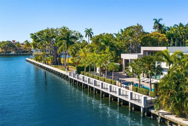 5 of 83 - 816 Riviera Isle Drive, Fort Lauderdale, FL