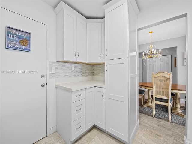5 of 26 - 401 Ne 14th Avenue #808, Hallandale Beach, FL