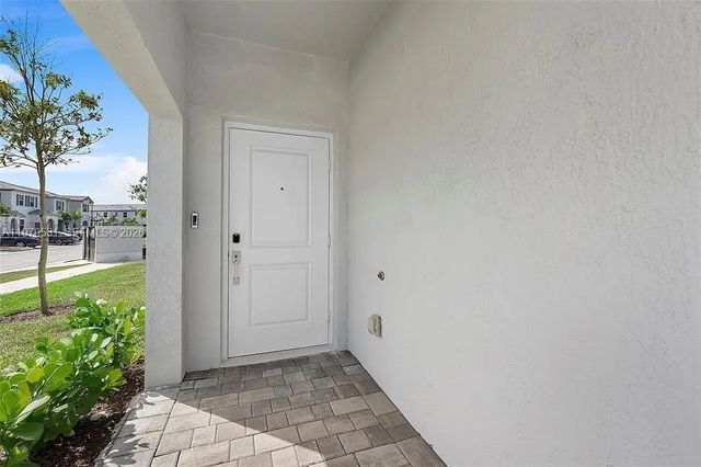4 of 40 - 16220 Sw 291st Street, Homestead, FL