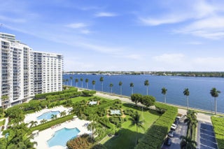 Photo of Listing #R11166040