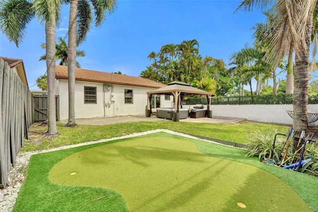 3 of 38 - 210 Se Park Street, Dania Beach, FL