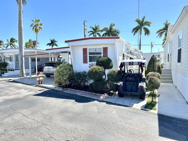 2 of 36 - 3332 Broadway Street, Hollywood, FL