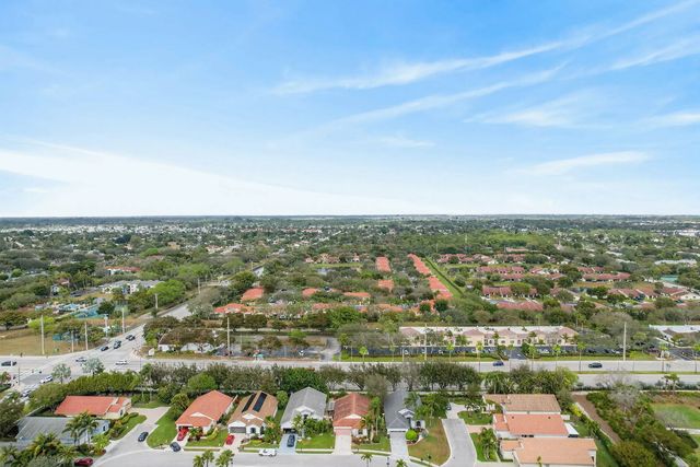 5 of 70 - 10056 Lexington Circle N, Boynton Beach, FL