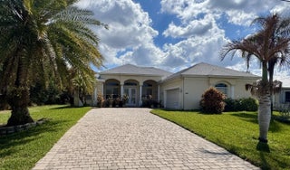 Photo of Listing #R11166097