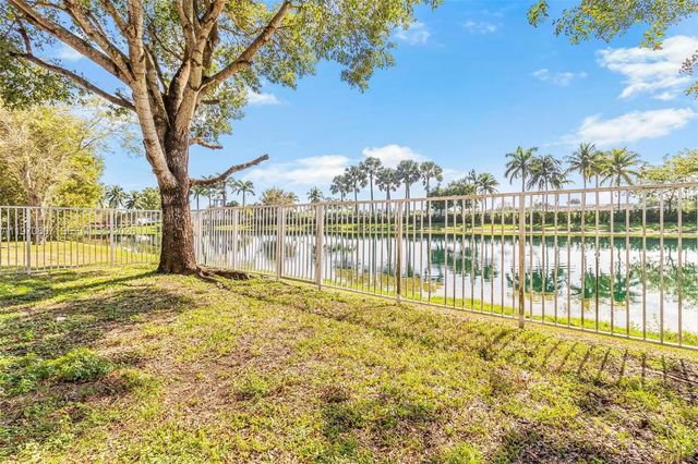 4 of 25 - 3736 Ne 9 Court, Homestead, FL