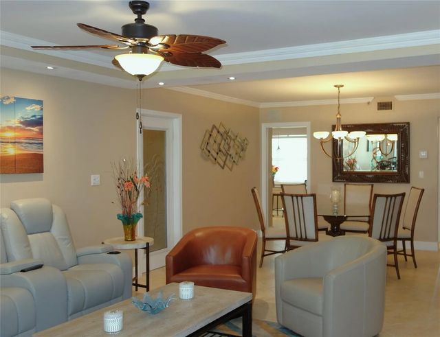 4 of 94 - 625 Oaks Drive #302, Pompano Beach, FL