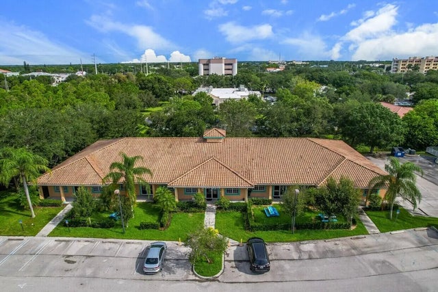 Photo of Listing #R11166126