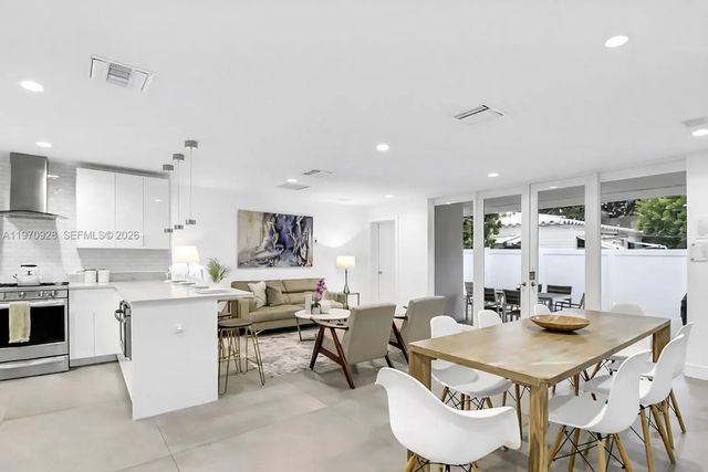 5 of 40 - 417 Sw 15th Street, Fort Lauderdale, FL