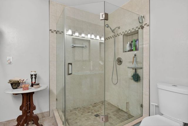 4 of 38 - 2122 Ne 44th Street, Lighthouse Point, FL