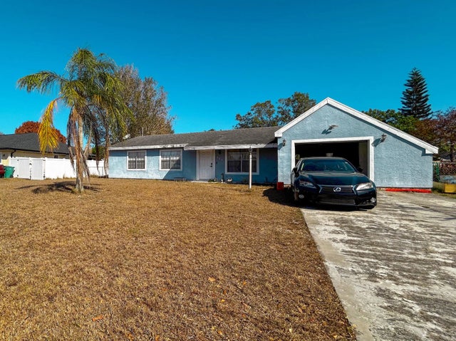 Photo of Listing #R11166165