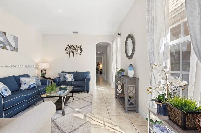 6959 Julia Gardens Drive, Coconut Creek