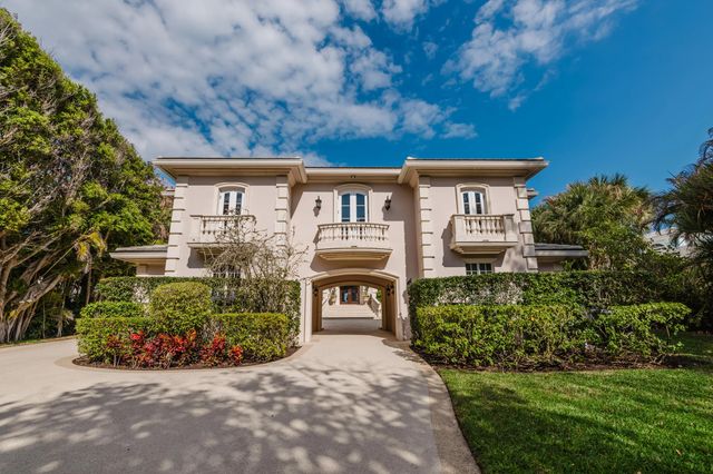 5 of 80 - 19 N Beach Road, Jupiter Island, FL